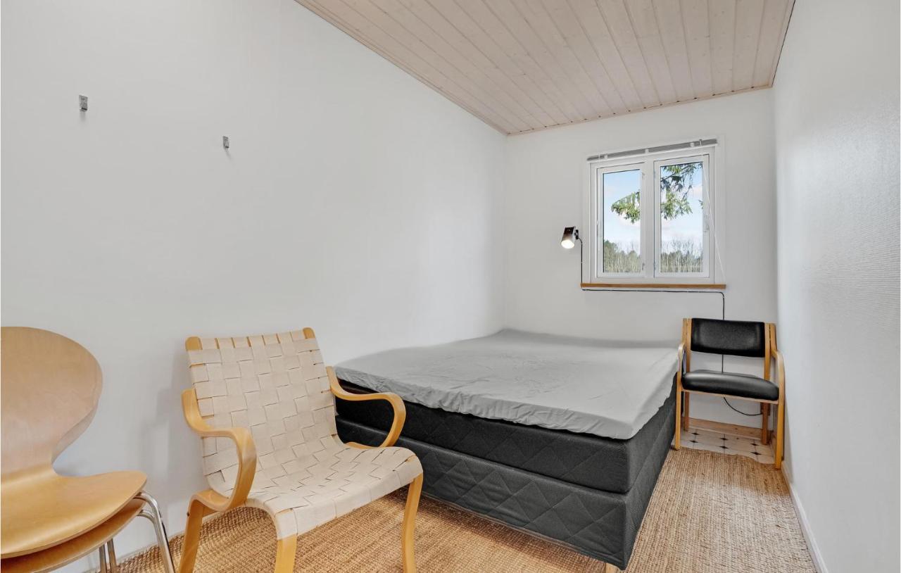 3 Bedroom Lovely Home In Give Uve Exterior photo